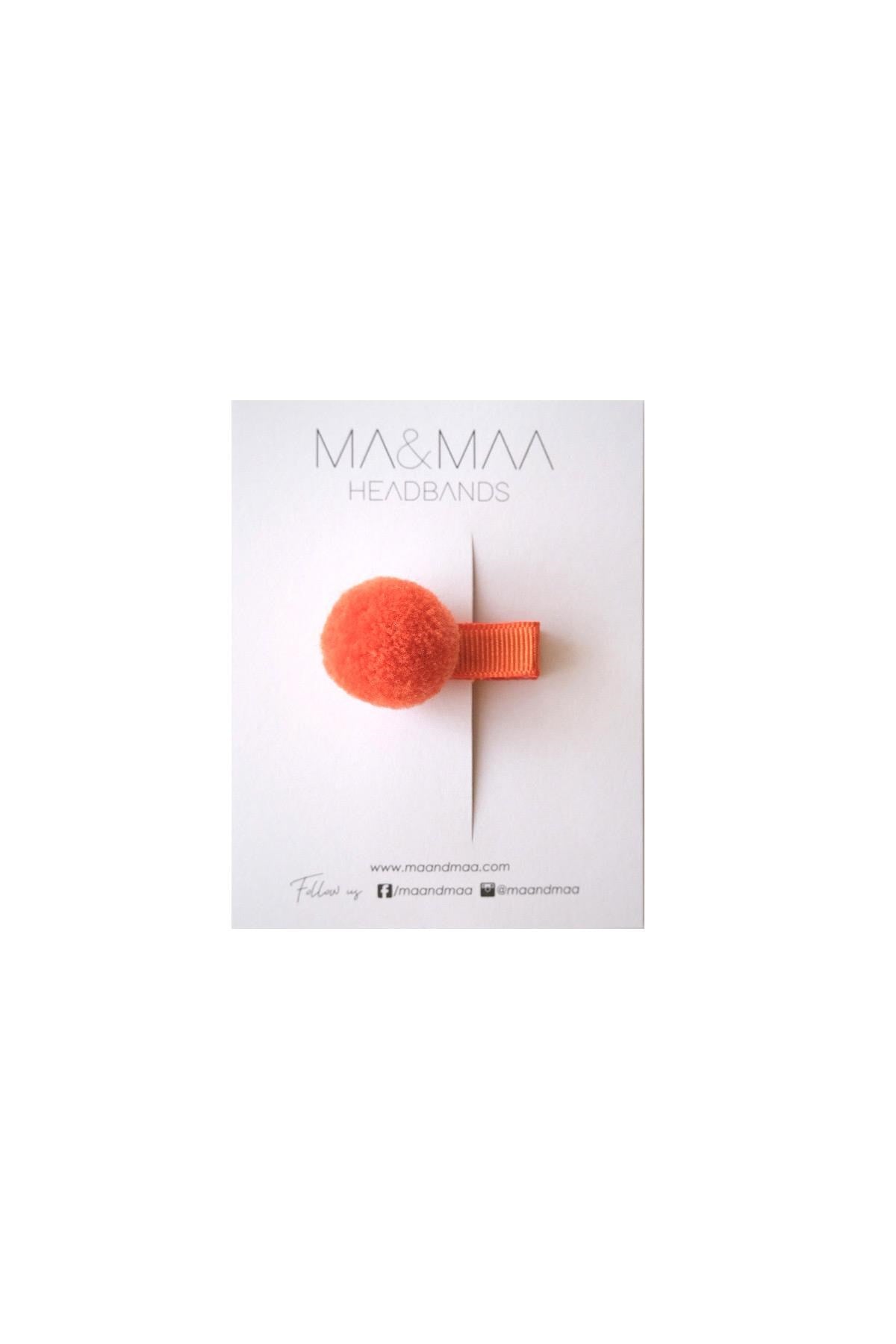 Ma & Maa Orange Ponpon Mini Clips
